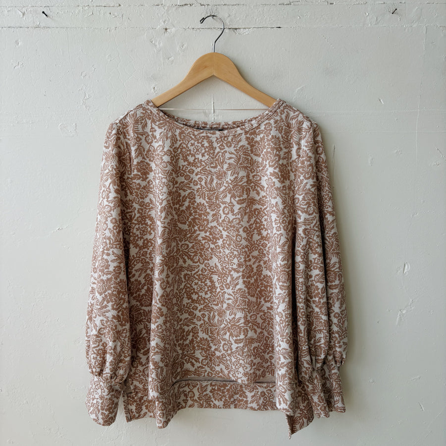 SIZE XXL | Brown Patterned Top