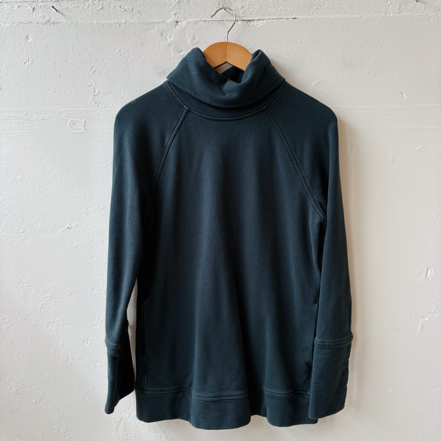 SIZE 8 | Lululemon Sweatshirt