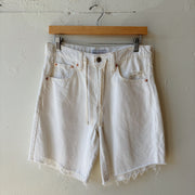 SIZE 2 | White Bermuda Shorts