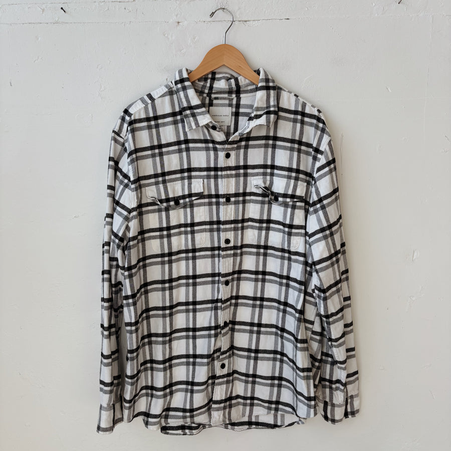 SIZE XXL | AE Black Flannel