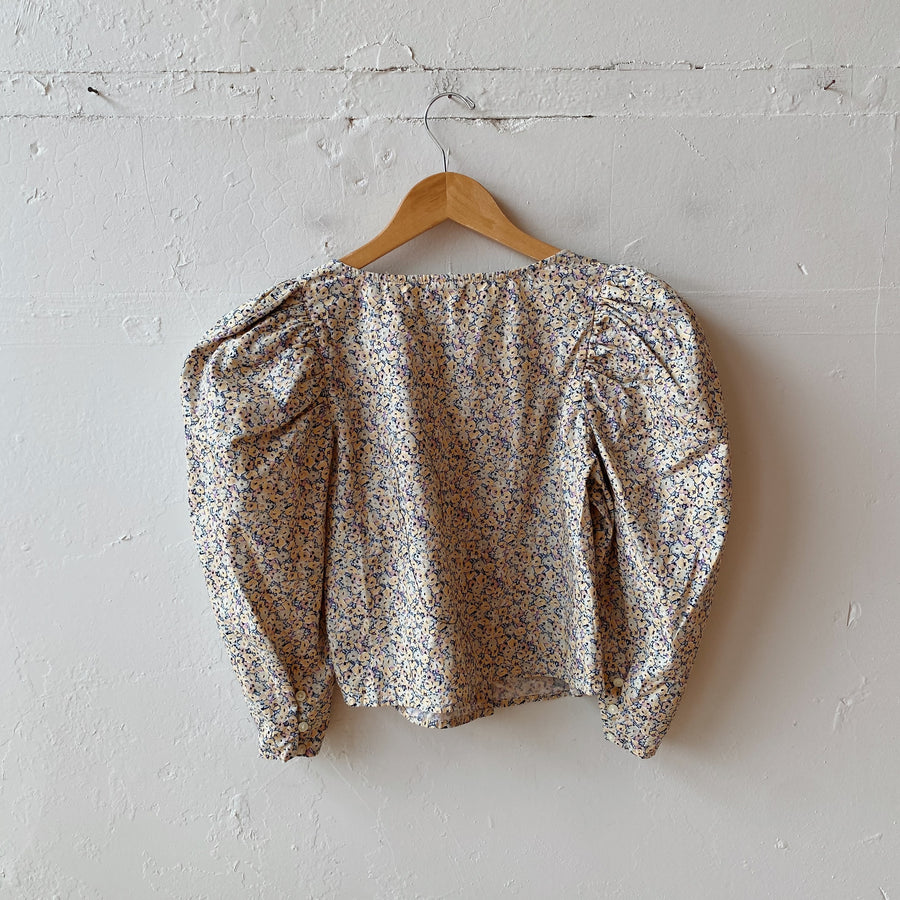SIZE S | Levi’s Floral Blouse