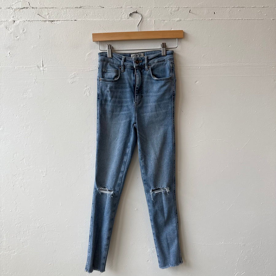 SIZE 2 | Free People Jeans