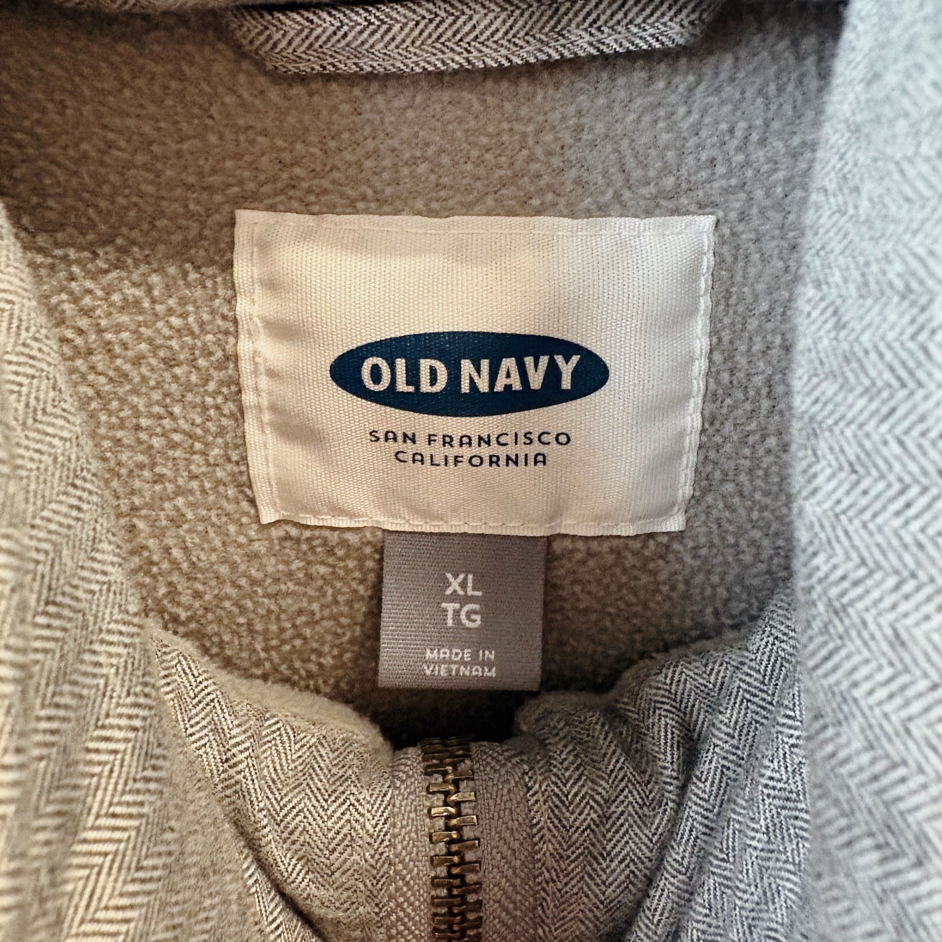 SIZE XL | Grey Puffer Vest