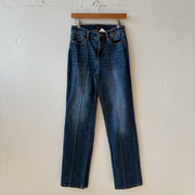 SIZE 5 | Straight Leg Jeans