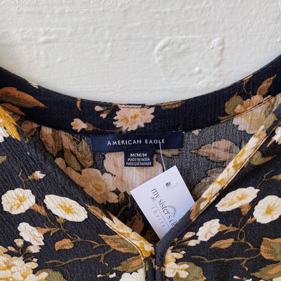 SIZE M | AE Floral Blouse