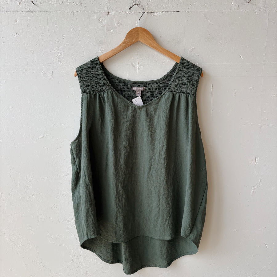 SIZE XXL | Green Tank Top