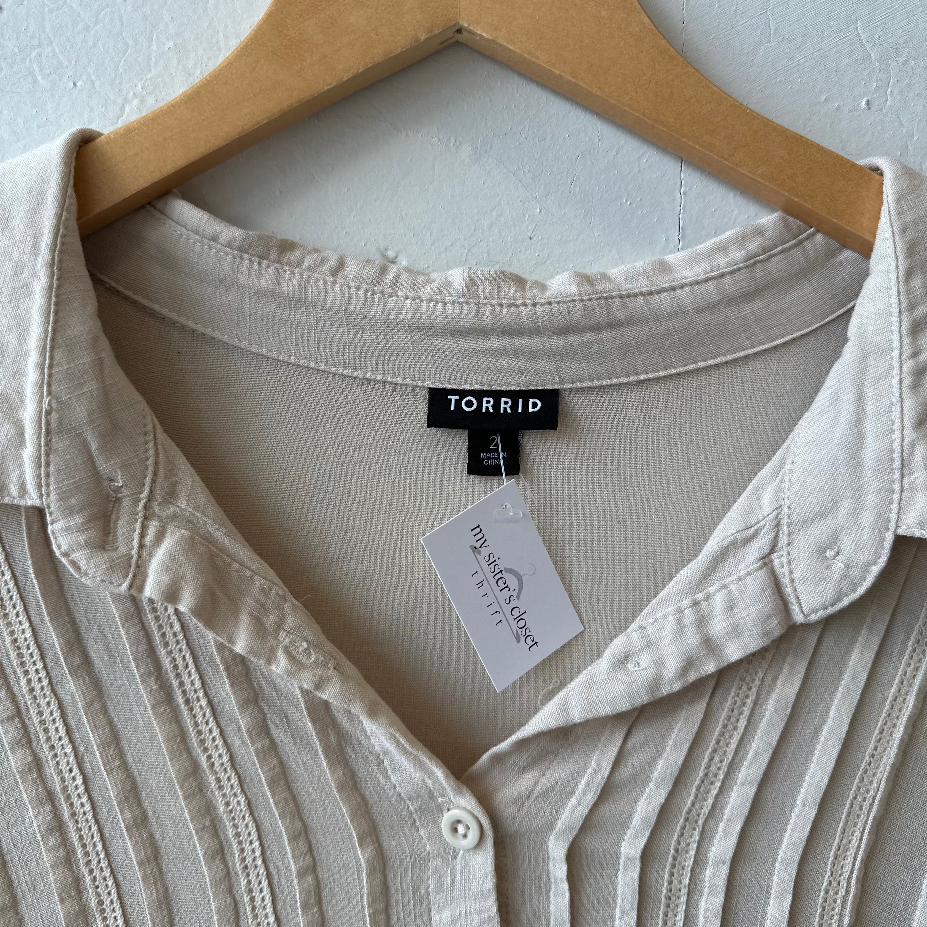 SIZE 2X | Cream Top