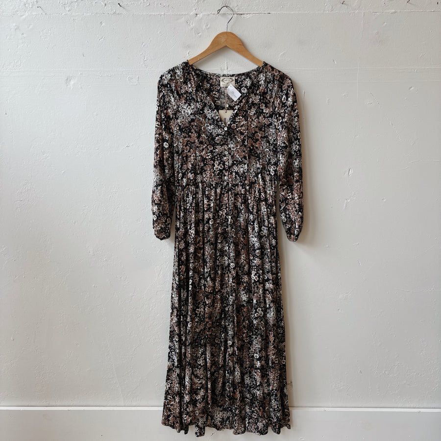 SIZE XS | Black Floral Dress