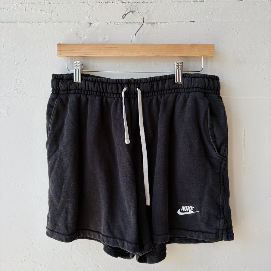 SIZE M | Nike Shorts