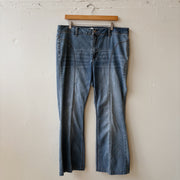 SIZE 18 | Wide Leg Jeans