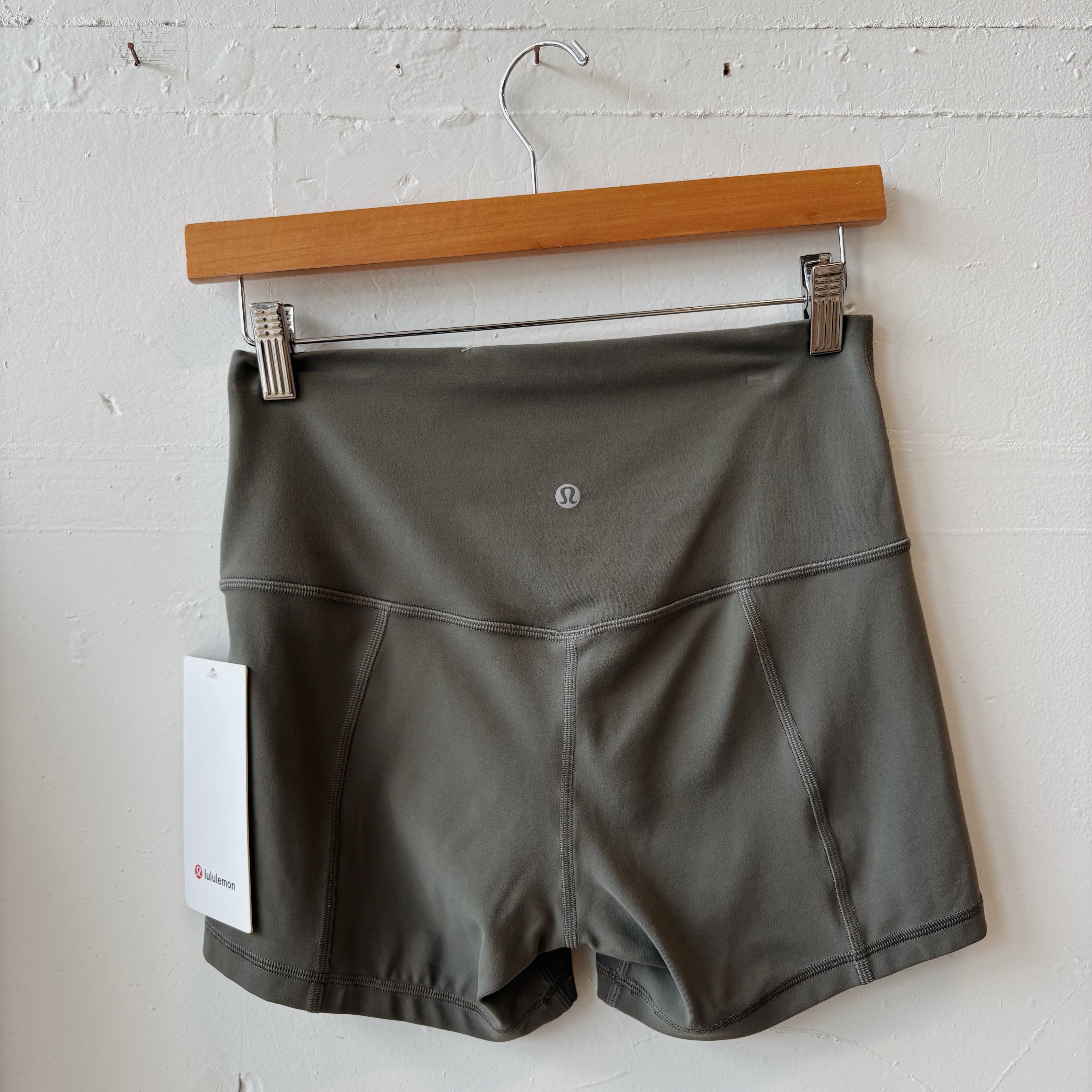 SIZE 8 | Lululemon Shorts