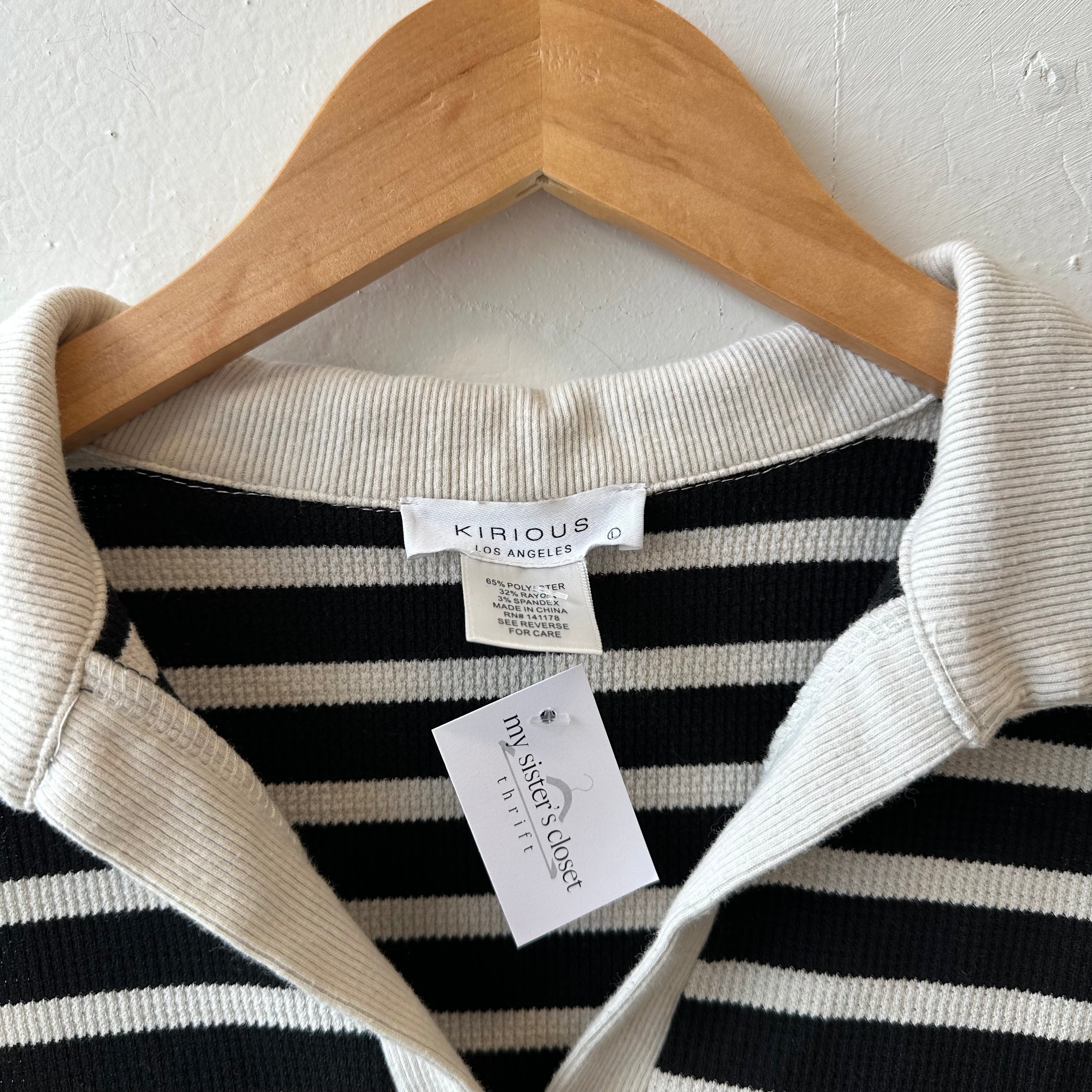 SIZE L | Striped Cropped Shirt
