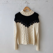 Size M | Black & White Sweater