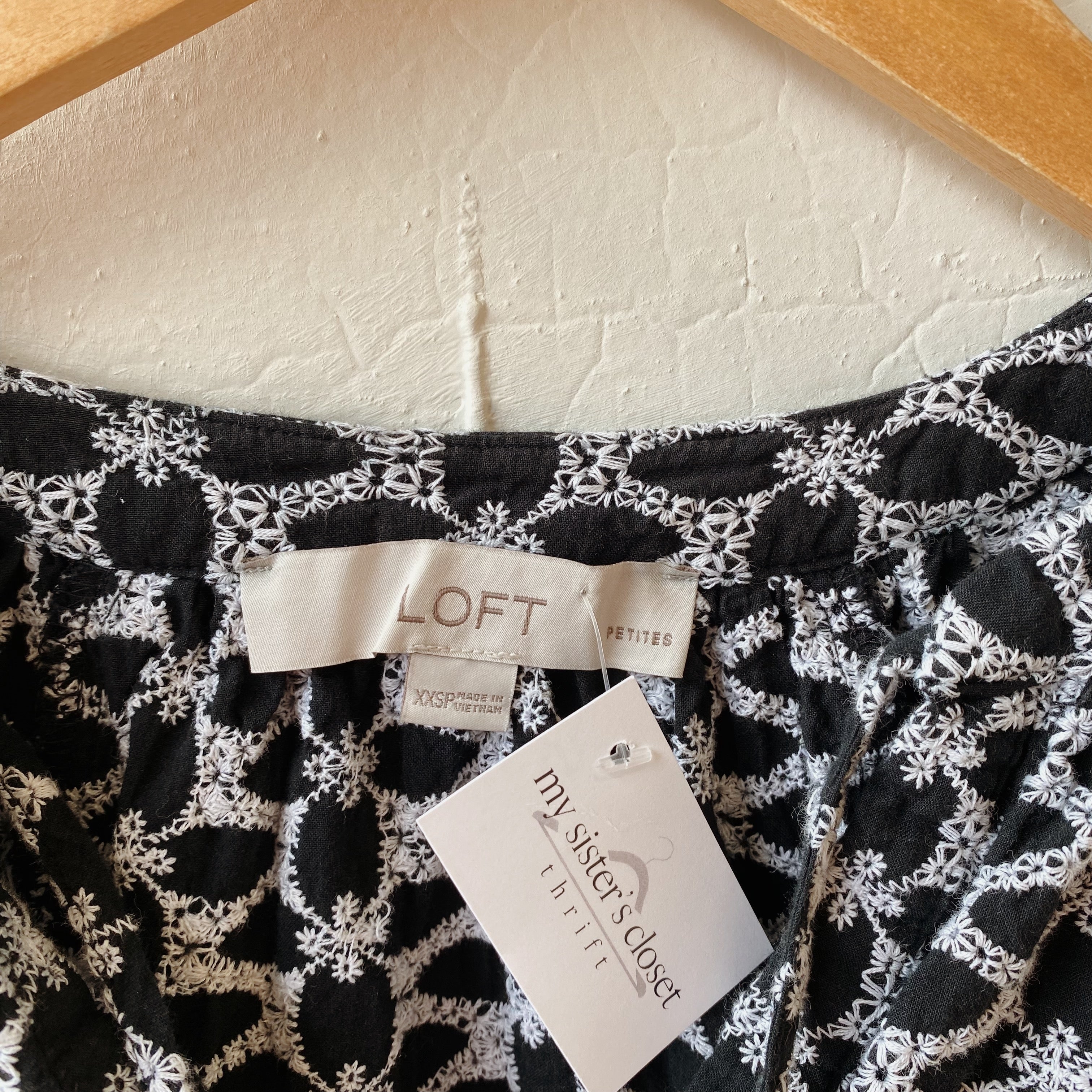 SIZE XXS Petite | Embroidered Blouse
