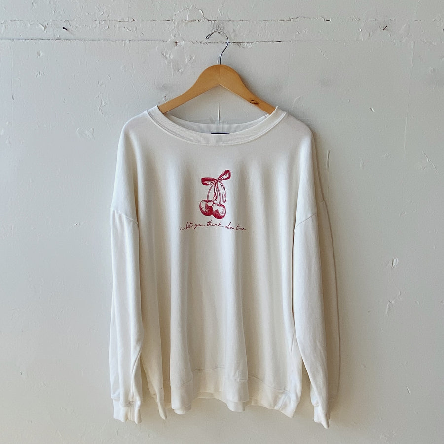 Size L | Cherry Crewneck