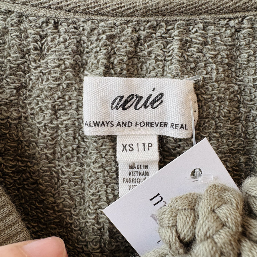 SIZE XS | Aerie Green Top