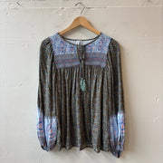SIZE M | Blue Patterned Top