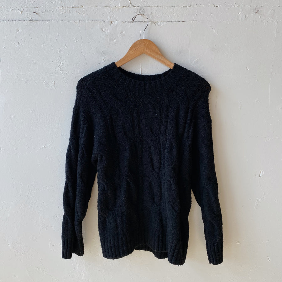 Size XS | AE Black Sweater