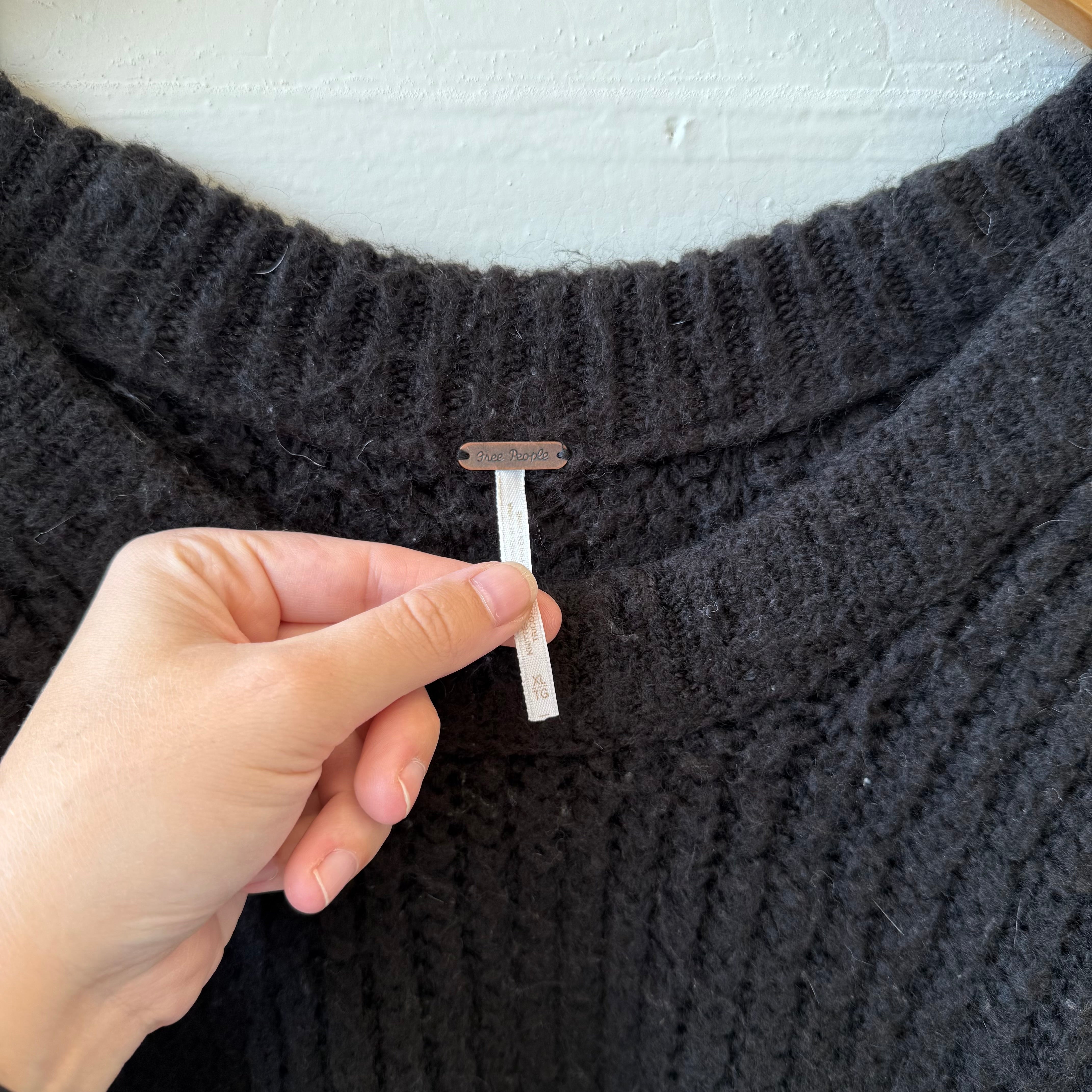 SIZE XL | Black Free People Sweater