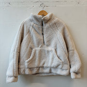 SIZE M | White Sherpa Quarter Zip