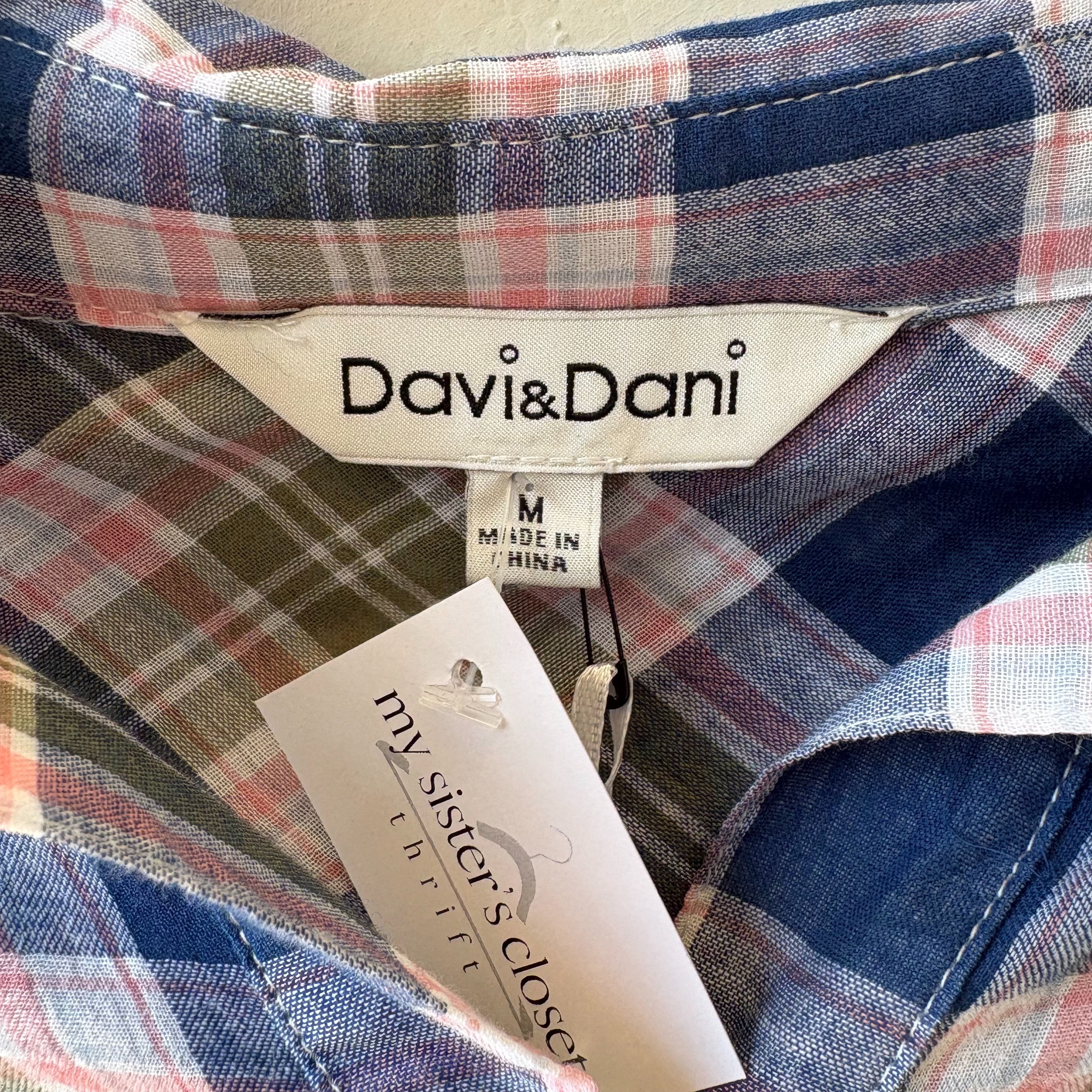 SIZE M | Plaid Button Up Dress