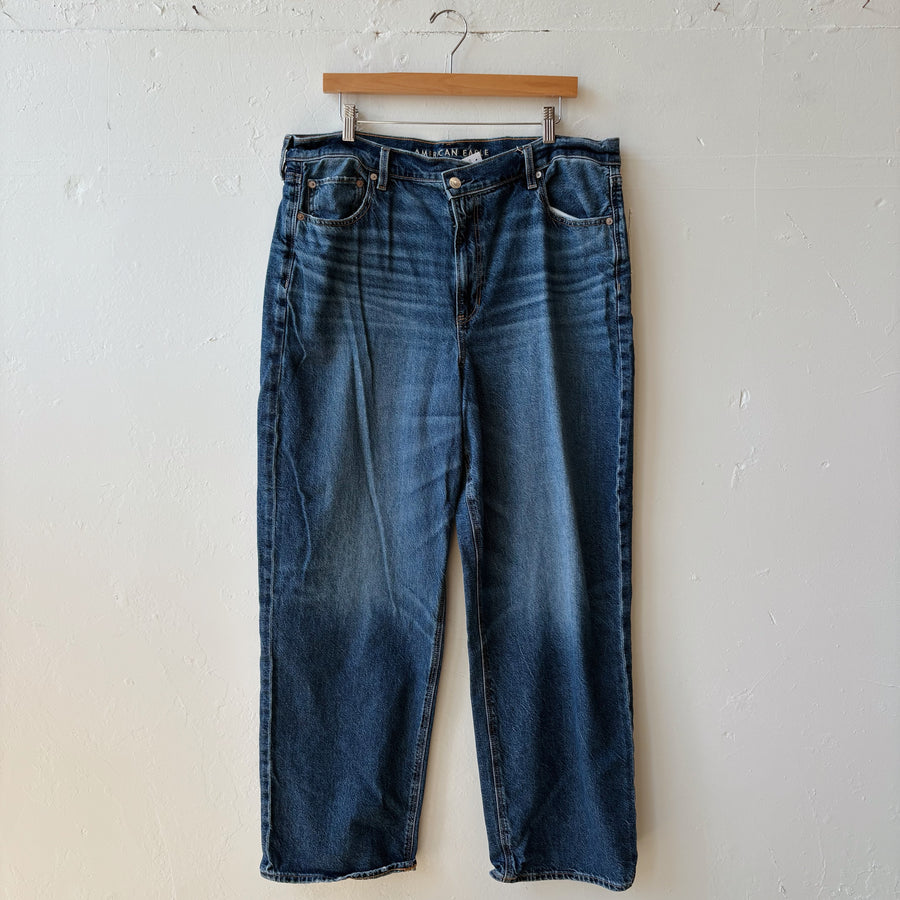 SIZE 18 | AE Wideleg Jeans