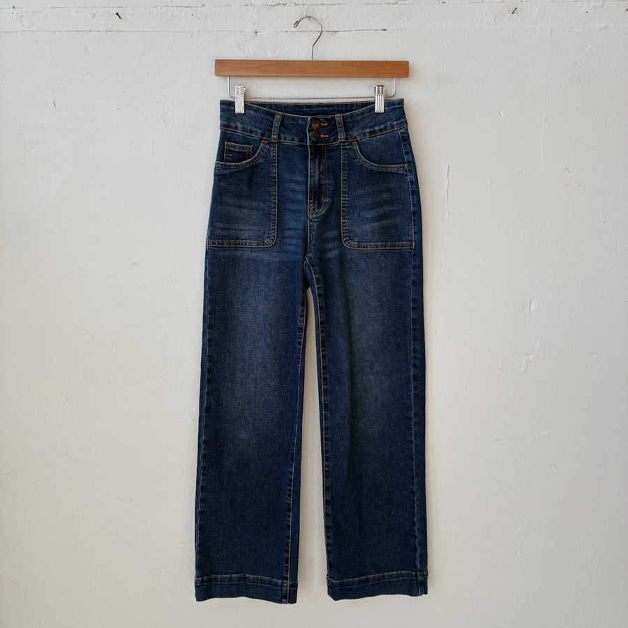 SIZE 4 | Wide Leg Jeans