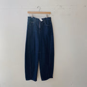 SIZE 26 | Barrel Leg Jeans