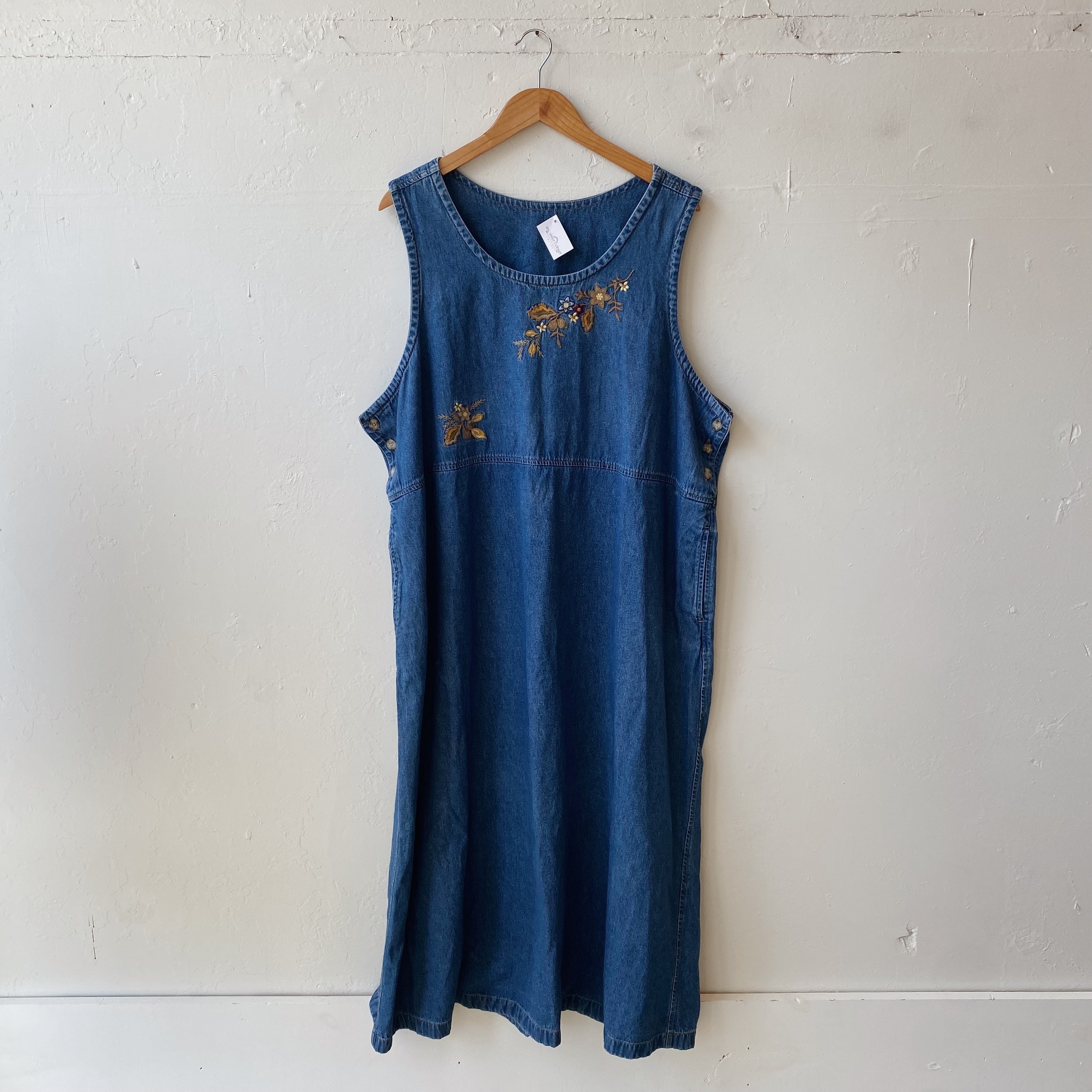 Size 24/26 | Vintage Embroidered Dress