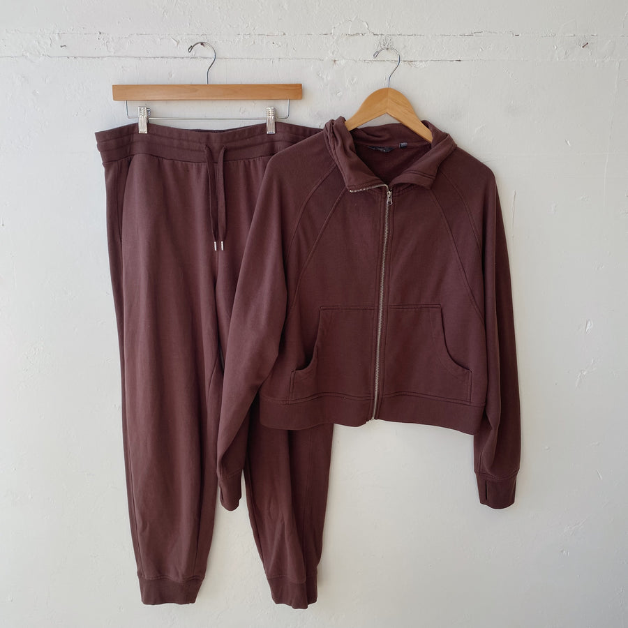 SIZE XL | Brown Set