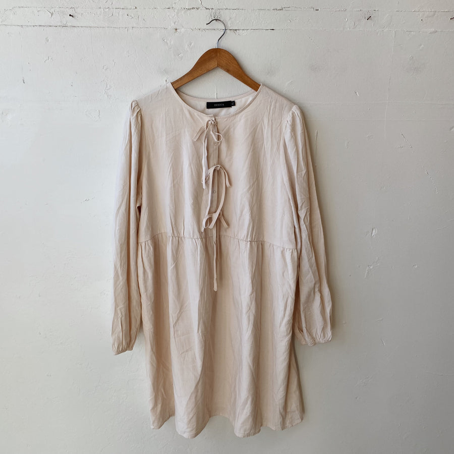 SIZE XL | Tie Dress