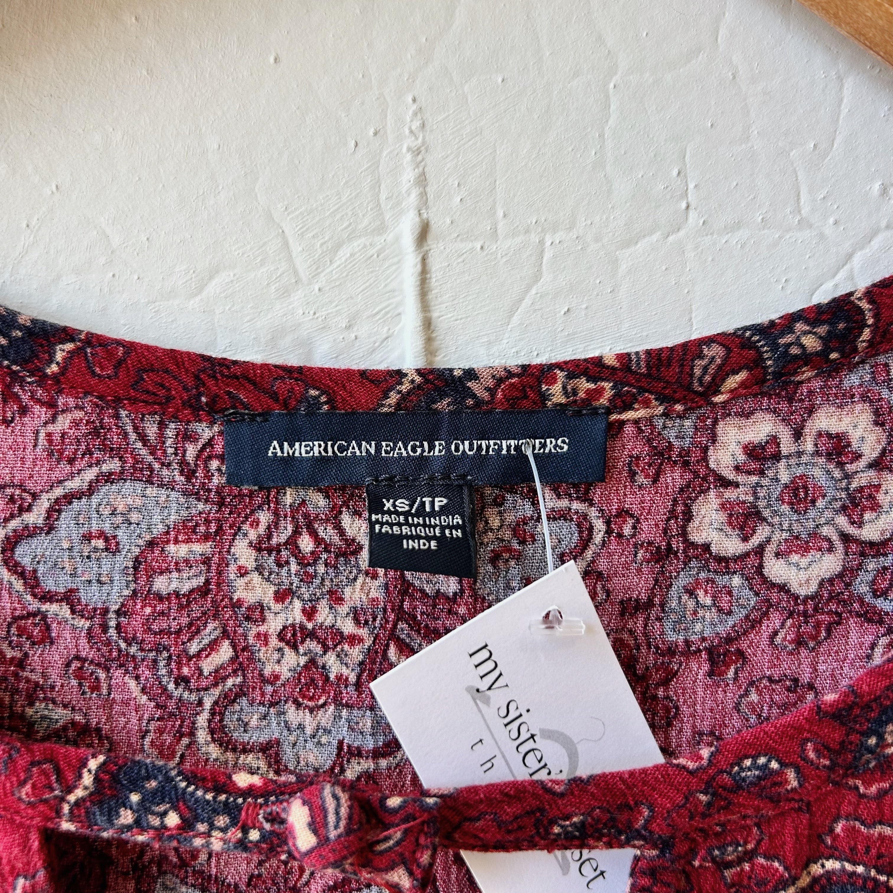 SIZE XS | AE Patterned Top